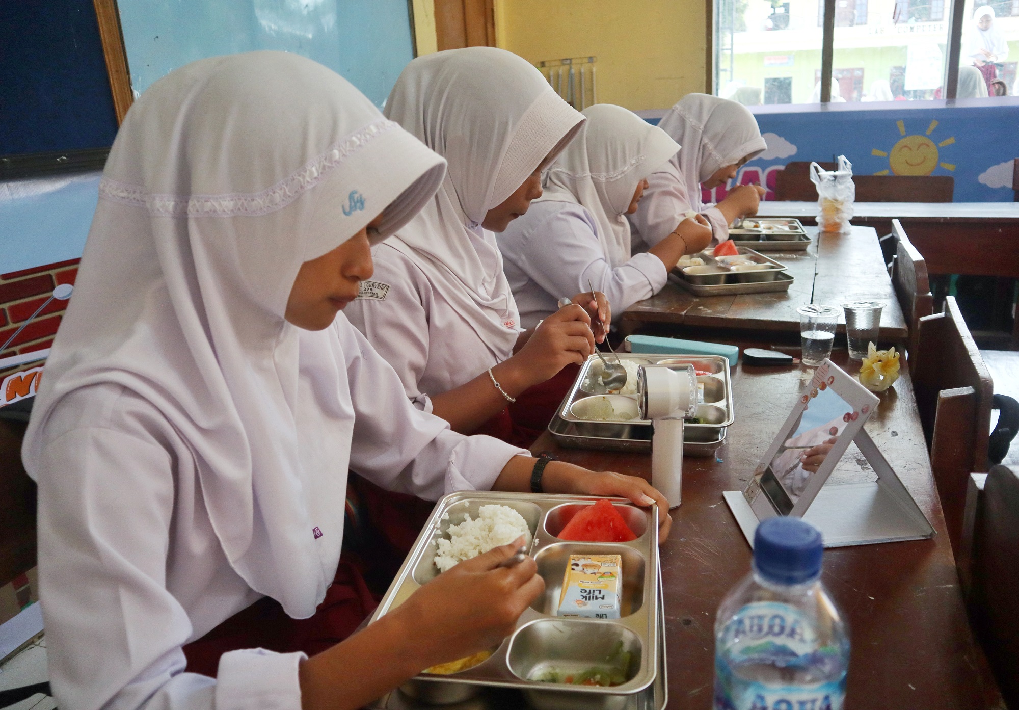 MBG Banyuwangi Jangkau 381 Ribu Siswa, Pangan Lokal Petani Ikut Terserap