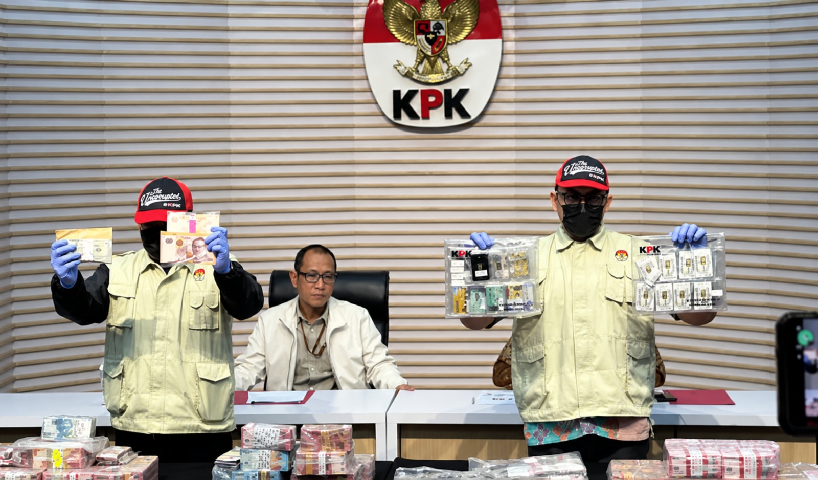 Dana Bencana Diduga Jadi Modal Investasi Saham Rp30,98 Miliar, KPK Telusuri Afiliasi Vendor