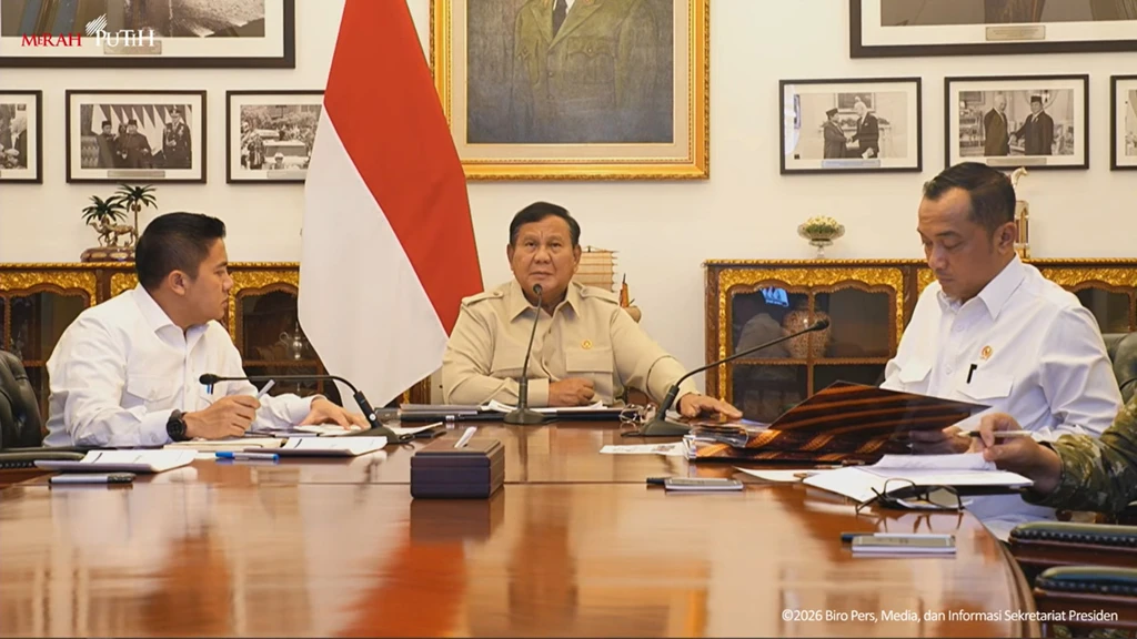 Prabowo Gelar Ratas Virtual, Bahas Gempa Flores hingga Erupsi Anak Krakatau