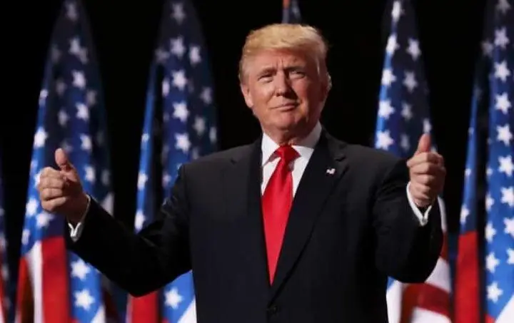 Trump Desak Ukraina Ganti Presiden Usai Kesepakatan Solar AS-Rusia, Zelenskyy Melawan