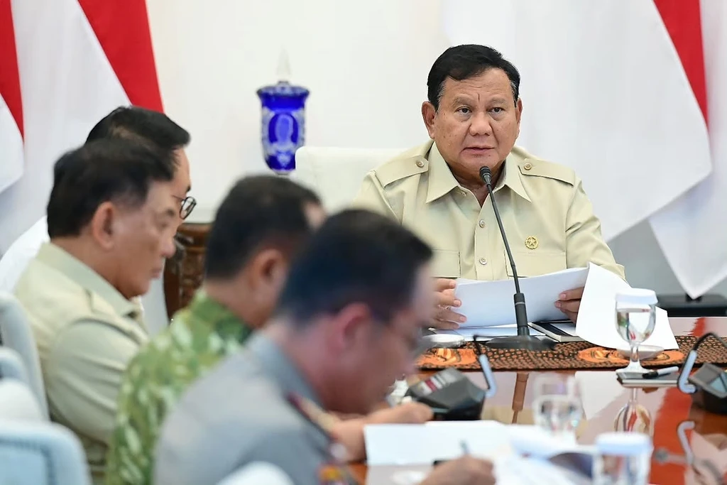 Prabowo Akan Minta Masukan Profesor untuk Atasi Asap Karhutla, Pencegahan Didorong hingga Desa