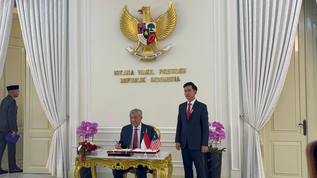 Malaysia Tawarkan Bombardier dan Tiga Helikopter untuk Bantu Indonesia Atasi Karhutla