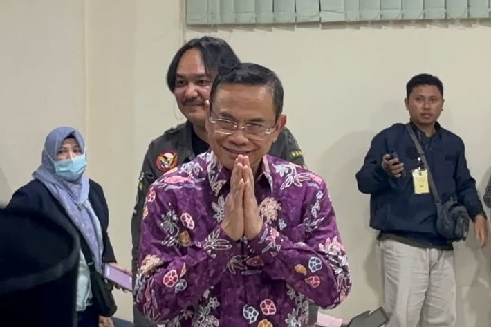 Sudewo Dituntut 8 Tahun 6 Bulan Penjara, Jaksa Minta Bayar Uang Pengganti Rp3,67 Miliar